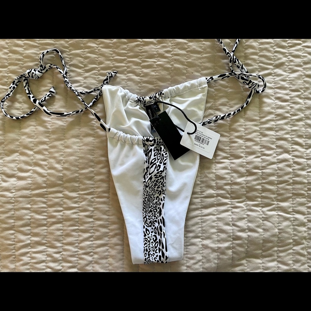 Kendall & Kylie L white leopard bikini bottom NWT